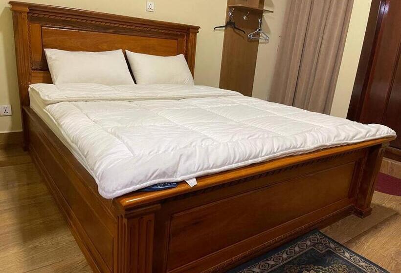 פנסיון Blue Sky Guest House