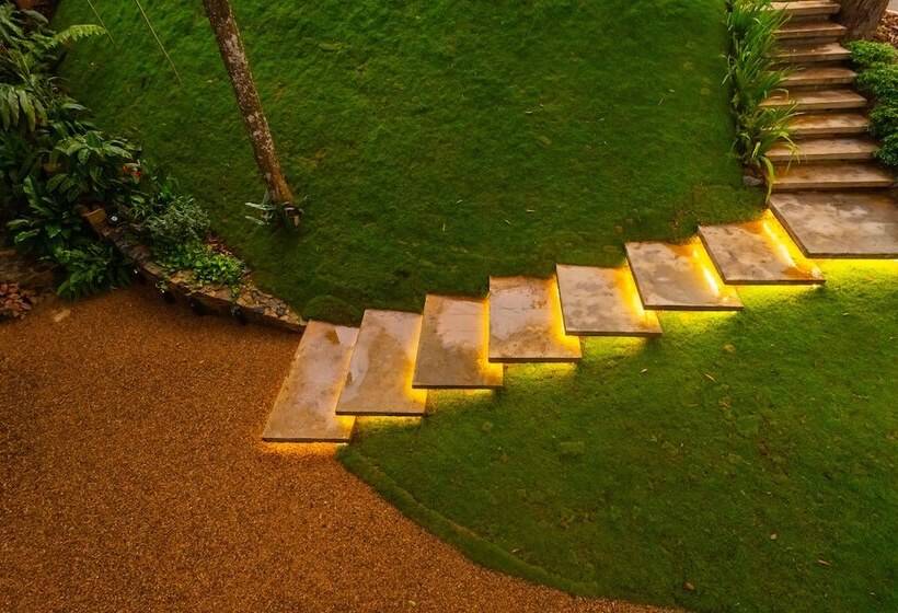 Пансион Namara Green Ella