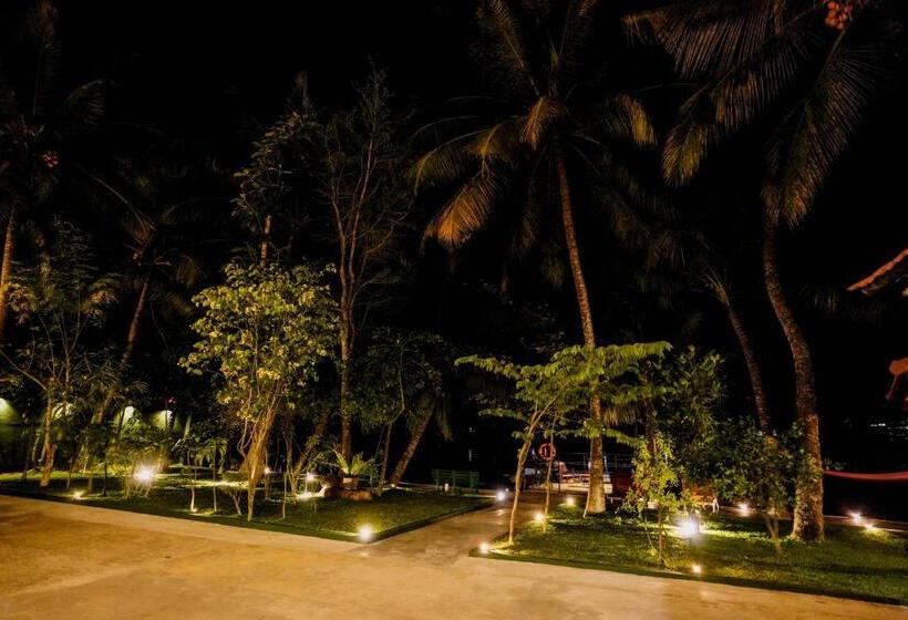 Пансион River Inn   Fort