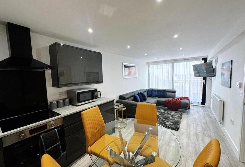 The Atlantis   Tower Apartments