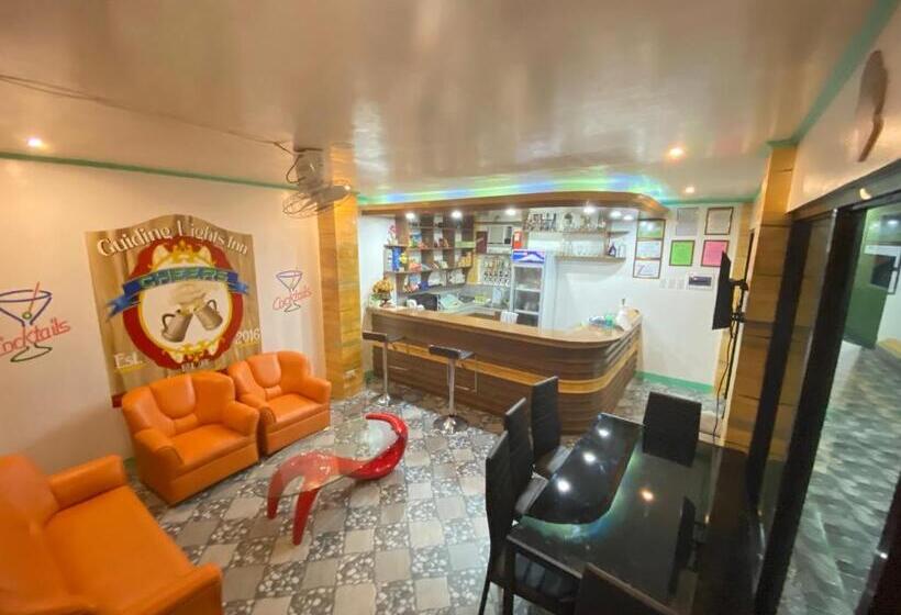 هاستل Guiding Lights Inn