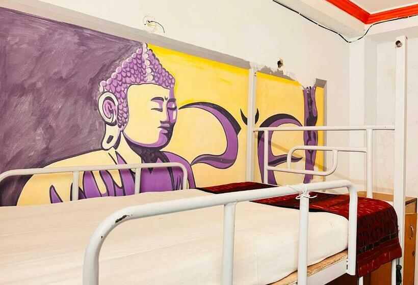 הוסטל Qotel Tapovan Rishikesh