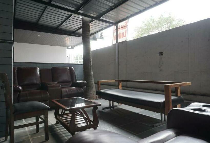 فندق صغير Sai Inn