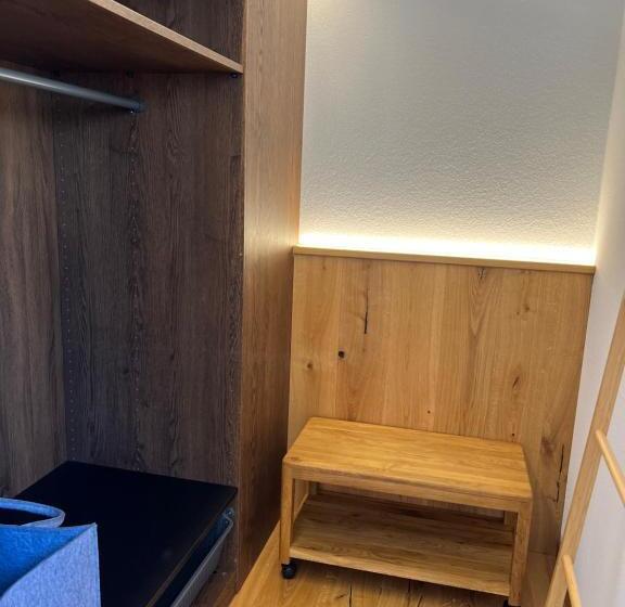 Aparthotel Parsberg Lferstl