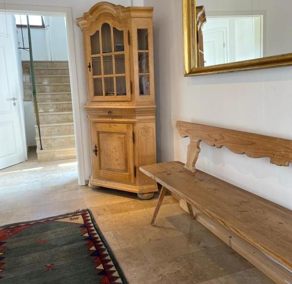 Aparthotel Parsberg Lferstl