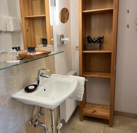 Aparthotel Parsberg Lferstl