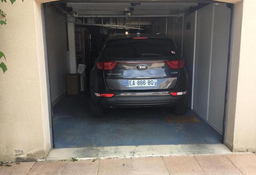 住宿加早餐  B And B Chambres D’hôtes 24 H Du Mans Et Le Mans Classic