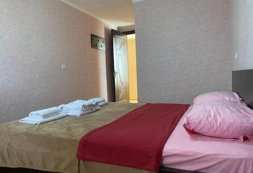 تختخواب و صبحانه Barnavela Hotel  Wine Cellar