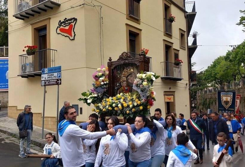 ベッドアンドブレックファースト Cantunera Sicilianroom