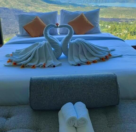 Devanora Hotel & Resto