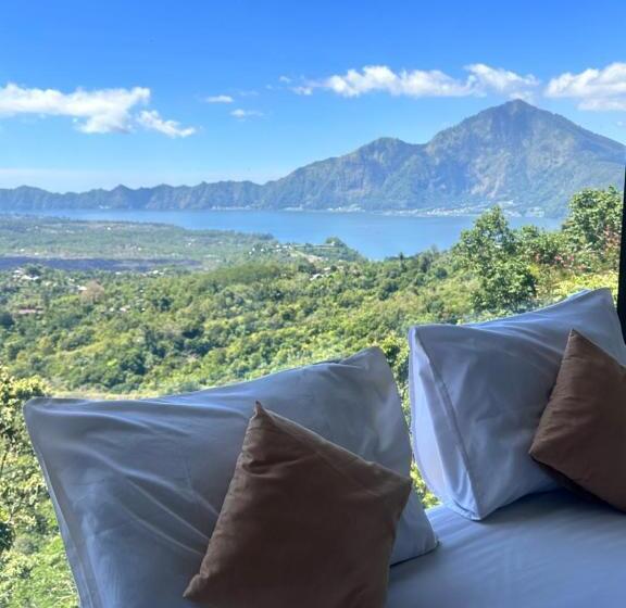 Devanora Hotel & Resto