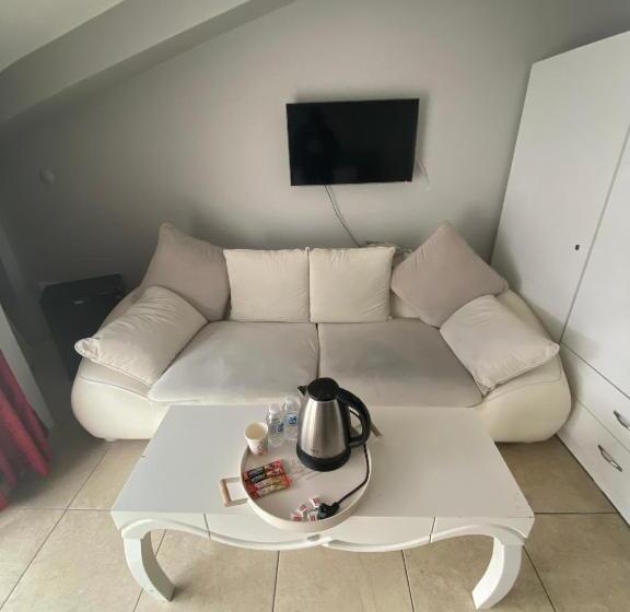 בית מלון כפרי Esen Life