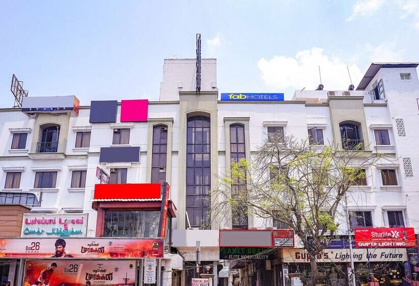 בית מלון כפרי Fabexpress Planet Grande