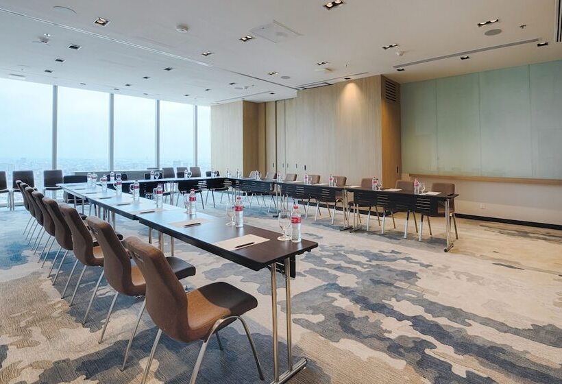 호텔 Fairfield By Marriott Phnom Penh