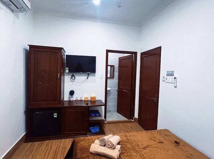 هتل Nhan Tay Hostel