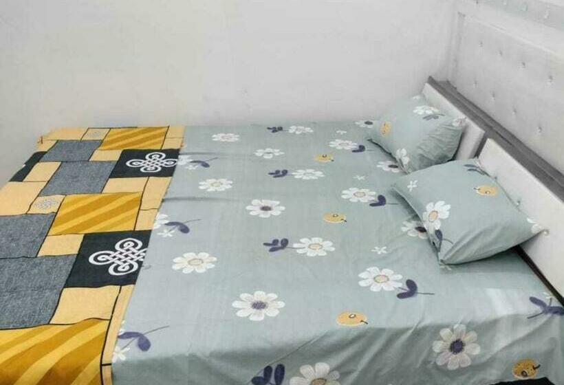 酒店 Oyo 81037 Lotus