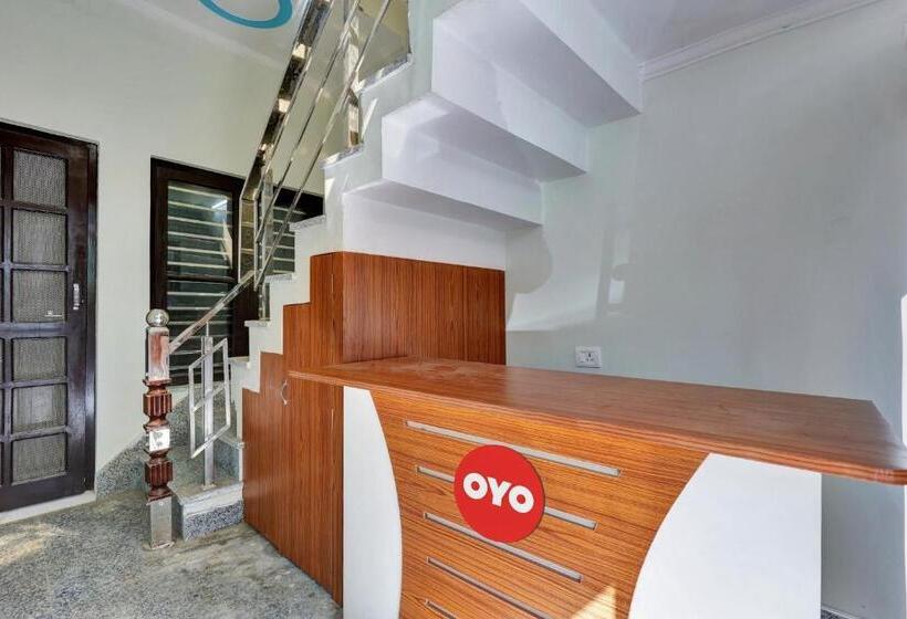فندق Oyo Flagship 81044 Mid Mountain