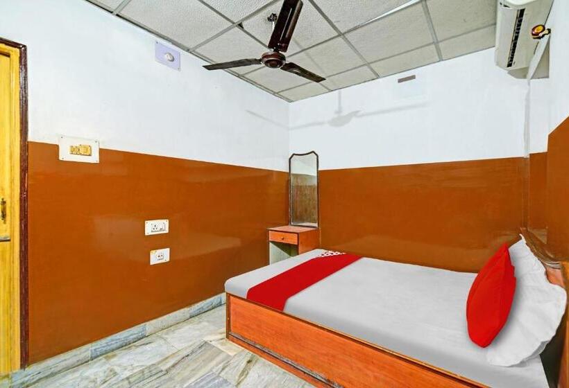 酒店 Oyo Flagship 81060 Tulsi Inn