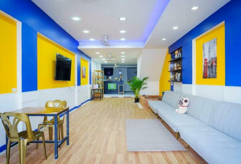 Lamoon Hostel