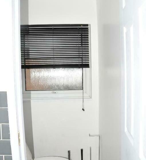 ペンション Austen House