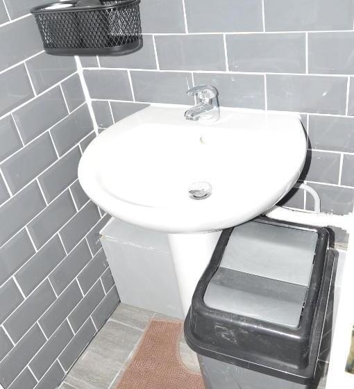 ペンション Austen House