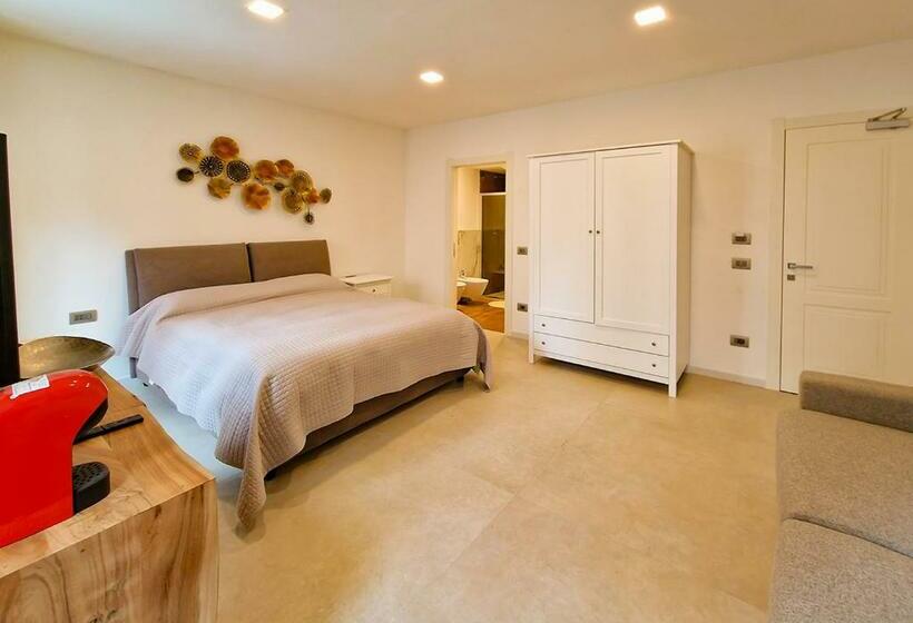 פנסיון Murphy Holiday Home   Camera Matrimoniale Angioy