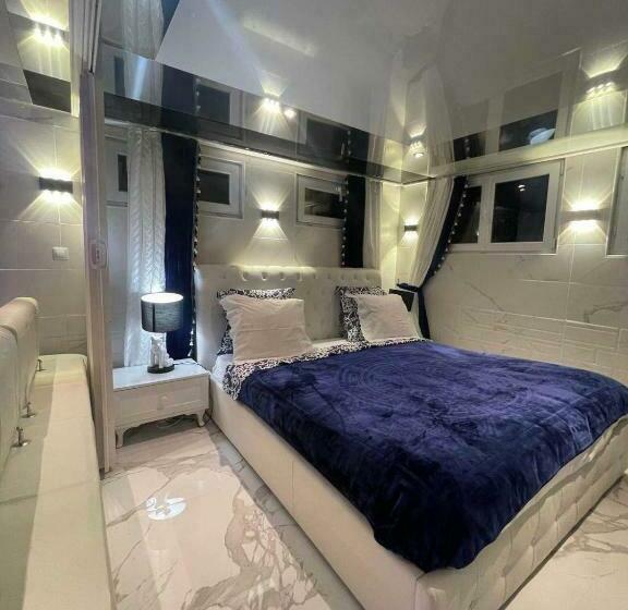 פנסיון Chambre De Luxe Familiale 95 Bleu