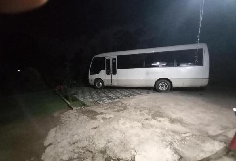 פנסיון Ella Gama Village Guest House