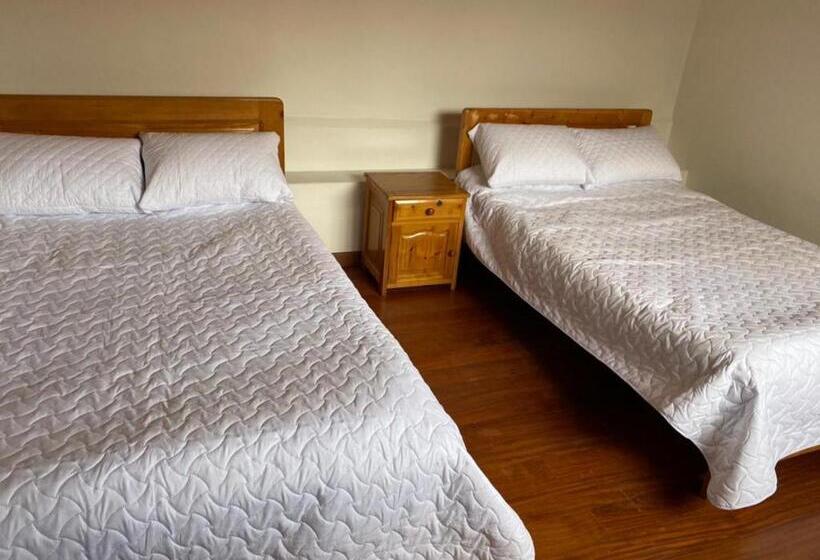 بنسيون Hospedaje Casa Lola