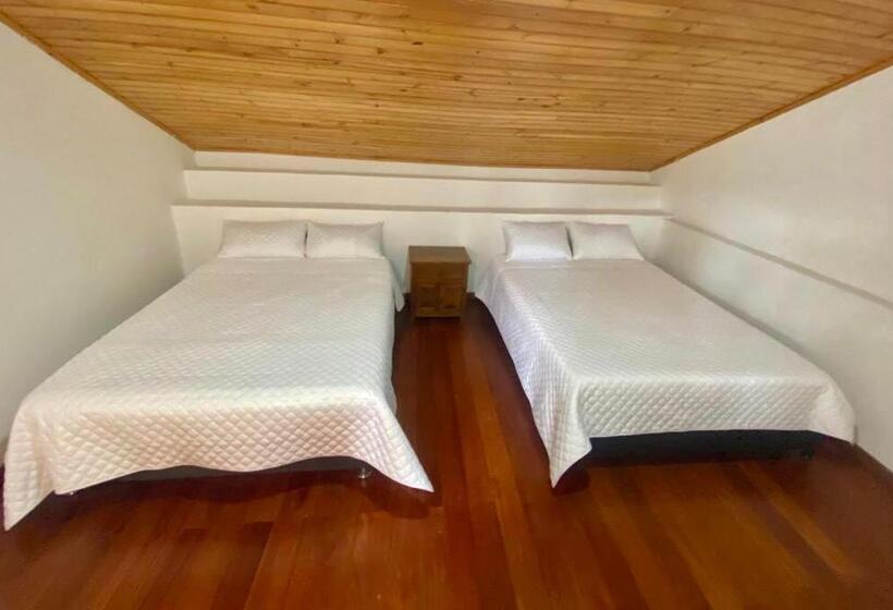 بنسيون Hospedaje Casa Lola