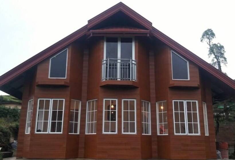 펜션 Misty Wood Cottage