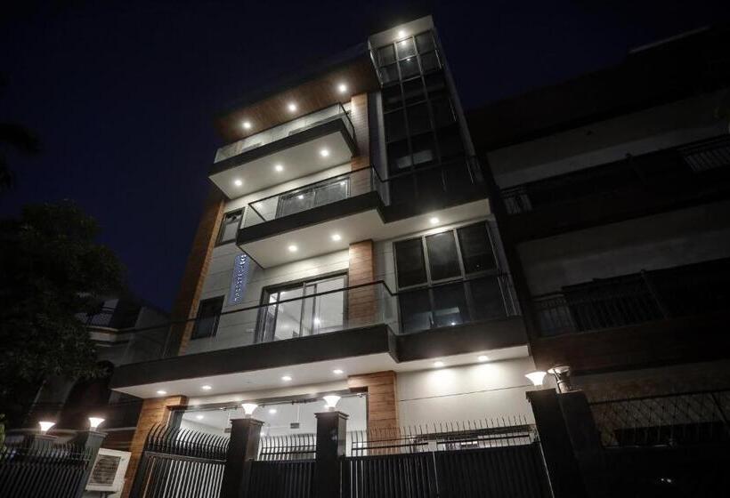 Отель Townhouse Xanthe