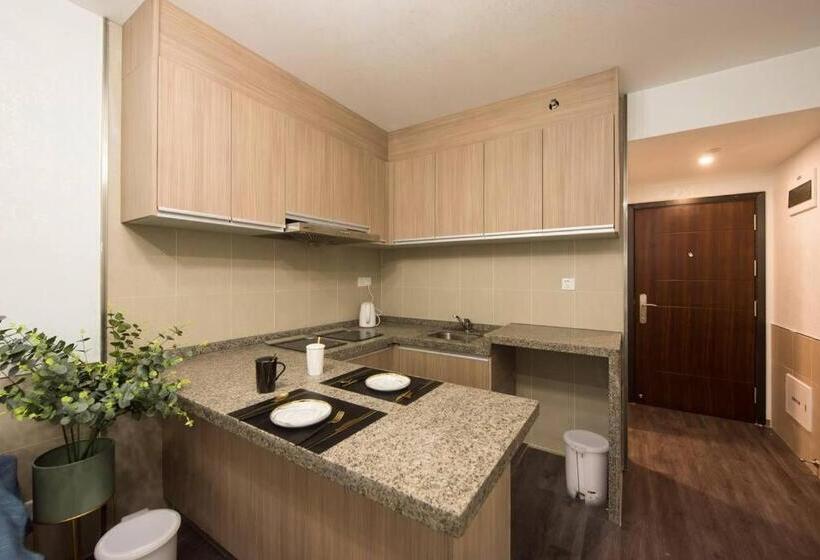 Wesu Weisu Executive Apartment Shenzhen Shenda Metro Store