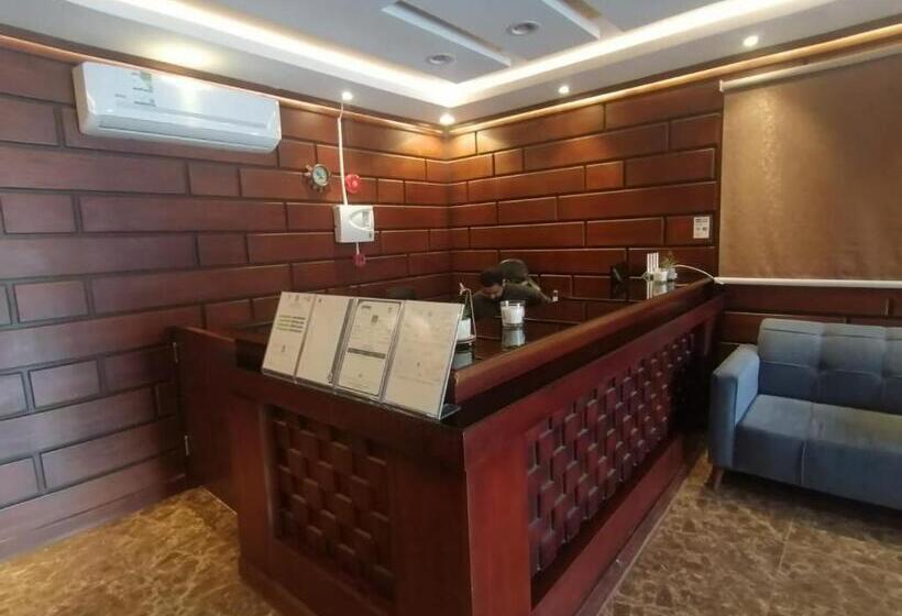 العرين بارك للشقق المخدومة