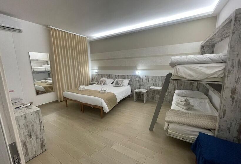 تختخواب و صبحانه La Trinacria