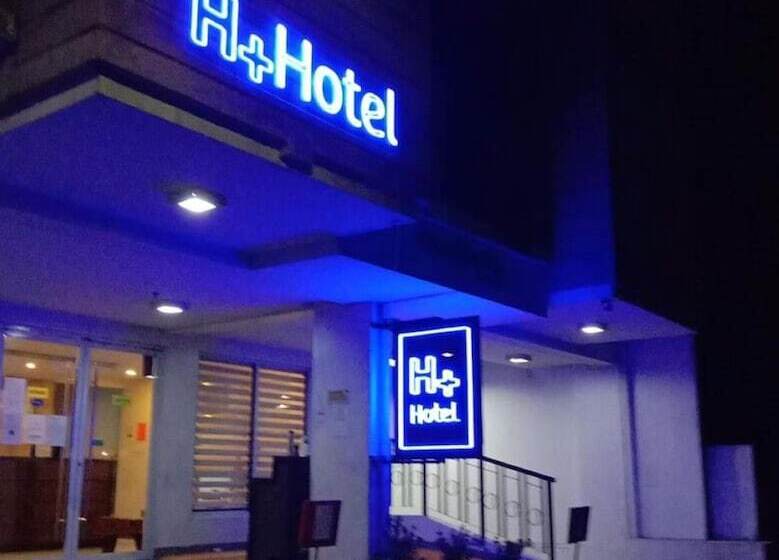 H Plus Hotel Powered By Cocotel