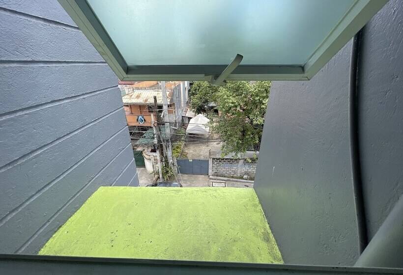 H Plus Hotel Powered By Cocotel