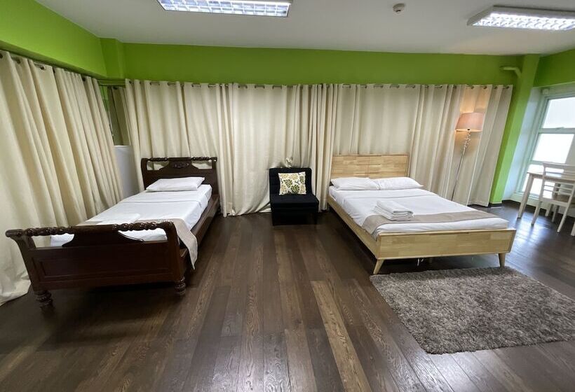 H Plus Hotel Powered By Cocotel