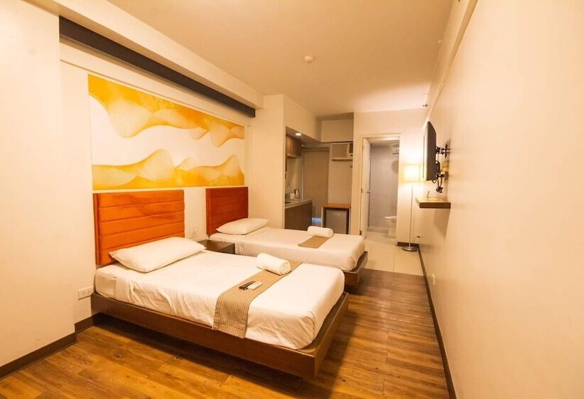 H Plus Hotel Powered By Cocotel