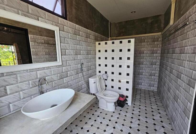 בית מלון כפרי ไร่ปาริชาติ