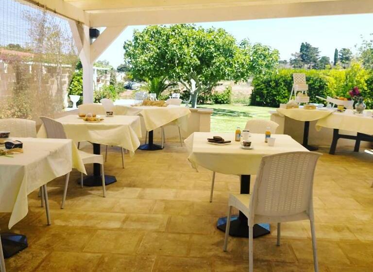 호텔 Agriturismo B&b Li Massari