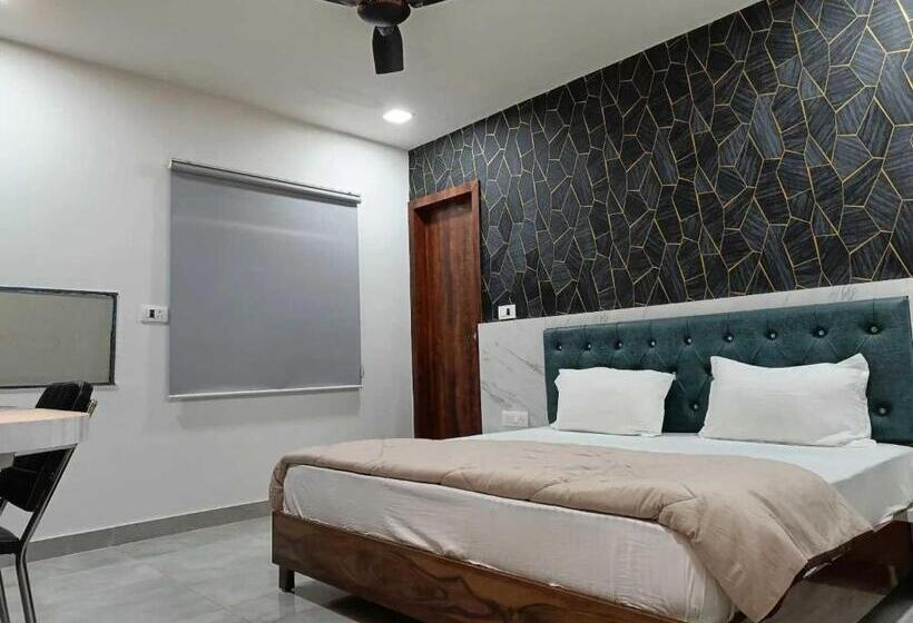 酒店 Collection O 810350  Imperial Crown