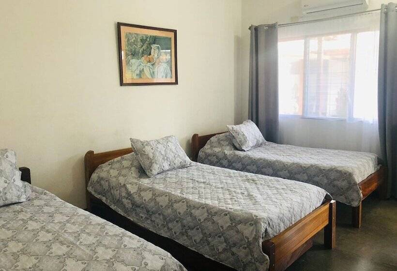 فندق Del Aserradero