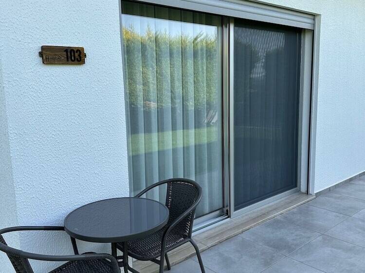 Отель Hestia Ilica