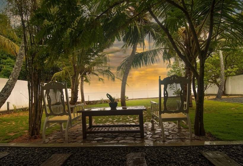 فندق Hiru Lagoon Negombo