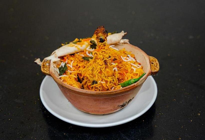 בית מלון כפרי Old Durbar Skybar &