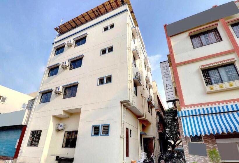 בית מלון כפרי Oyo Flagship 81014 Sunder Nivas