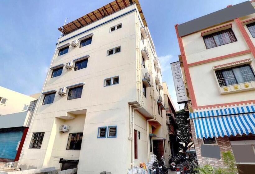 בית מלון כפרי Oyo Flagship 81014 Sunder Nivas