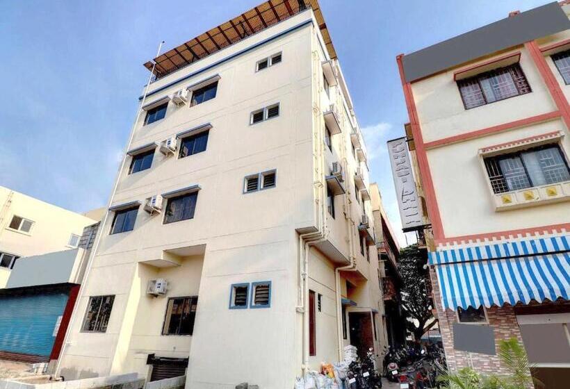 בית מלון כפרי Oyo Flagship 81014 Sunder Nivas