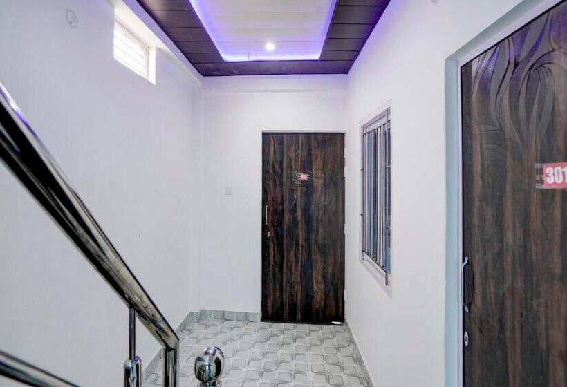 Отель Oyo Flagship 81028 Ss